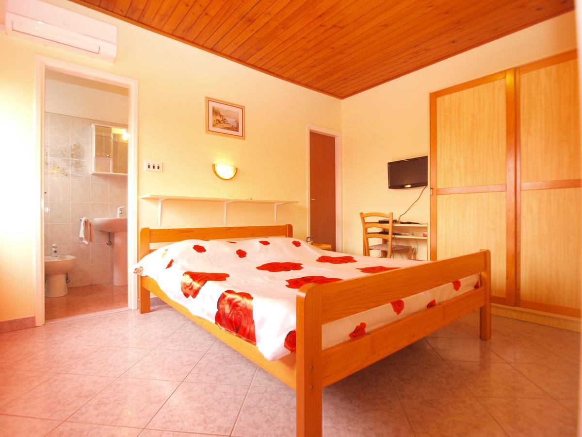 Apartments Luciano 1576 Ližnjan Zewnętrze zdjęcie